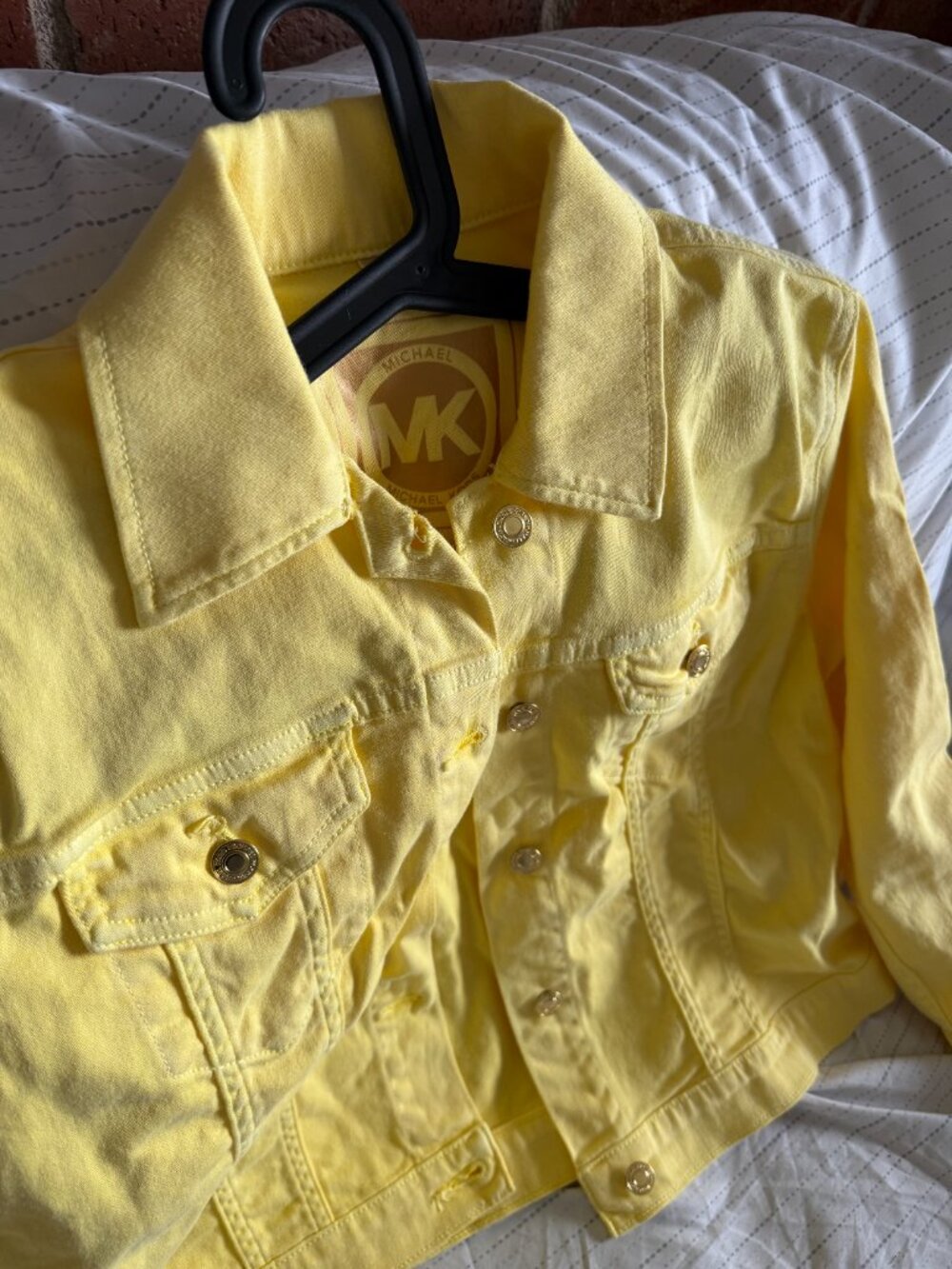 Michael Kors Yellow Denim Jean Jacket Women's L 97% Cotton Like New Bright Bold - Picture 3 of 9